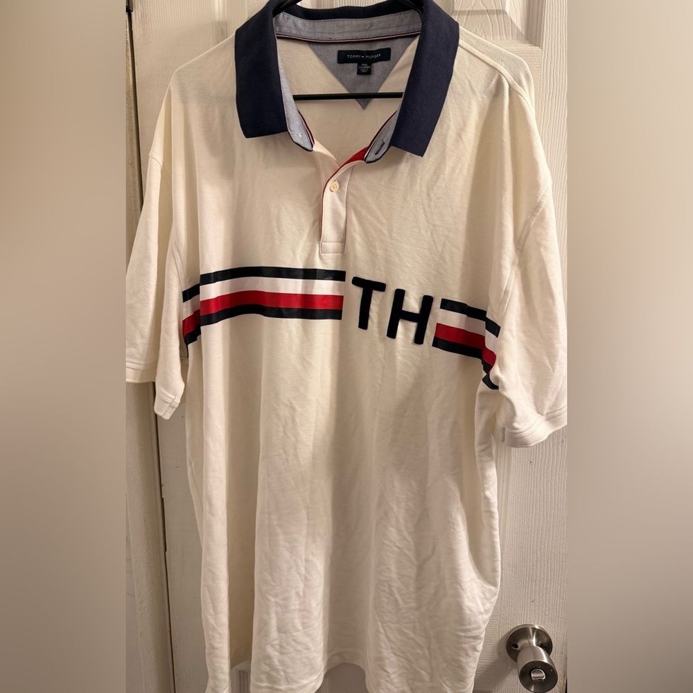 Men’s Vintage Tommy Hilfiger Cream Polo with Navy Collar and Stripes size 3XL